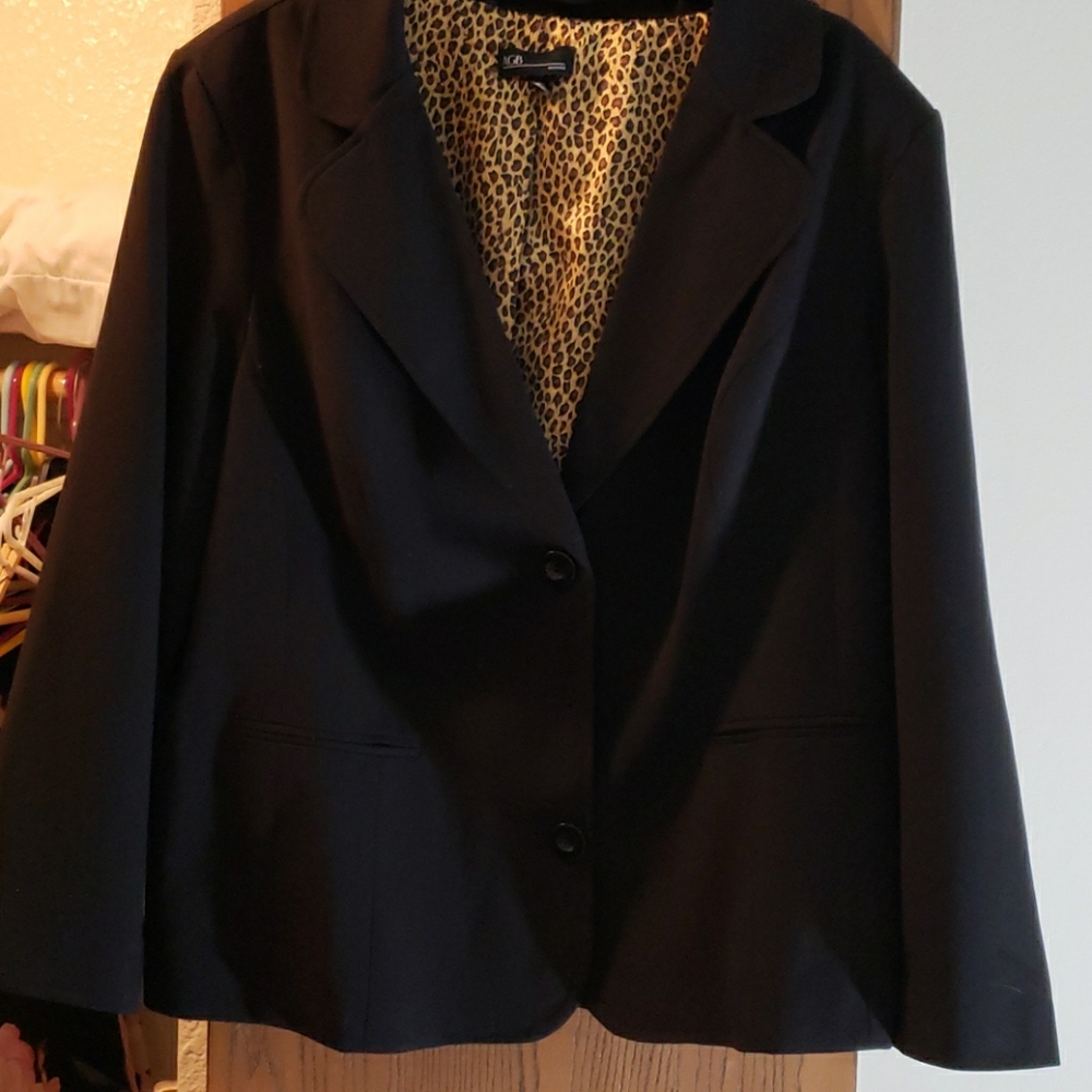 Black blazer 20W